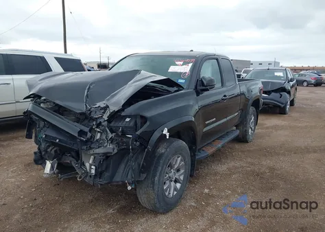 2016 Toyota Tacoma Sr5 z USA, uszkodzony, nr VIN 5TFRX5GN2GX068707